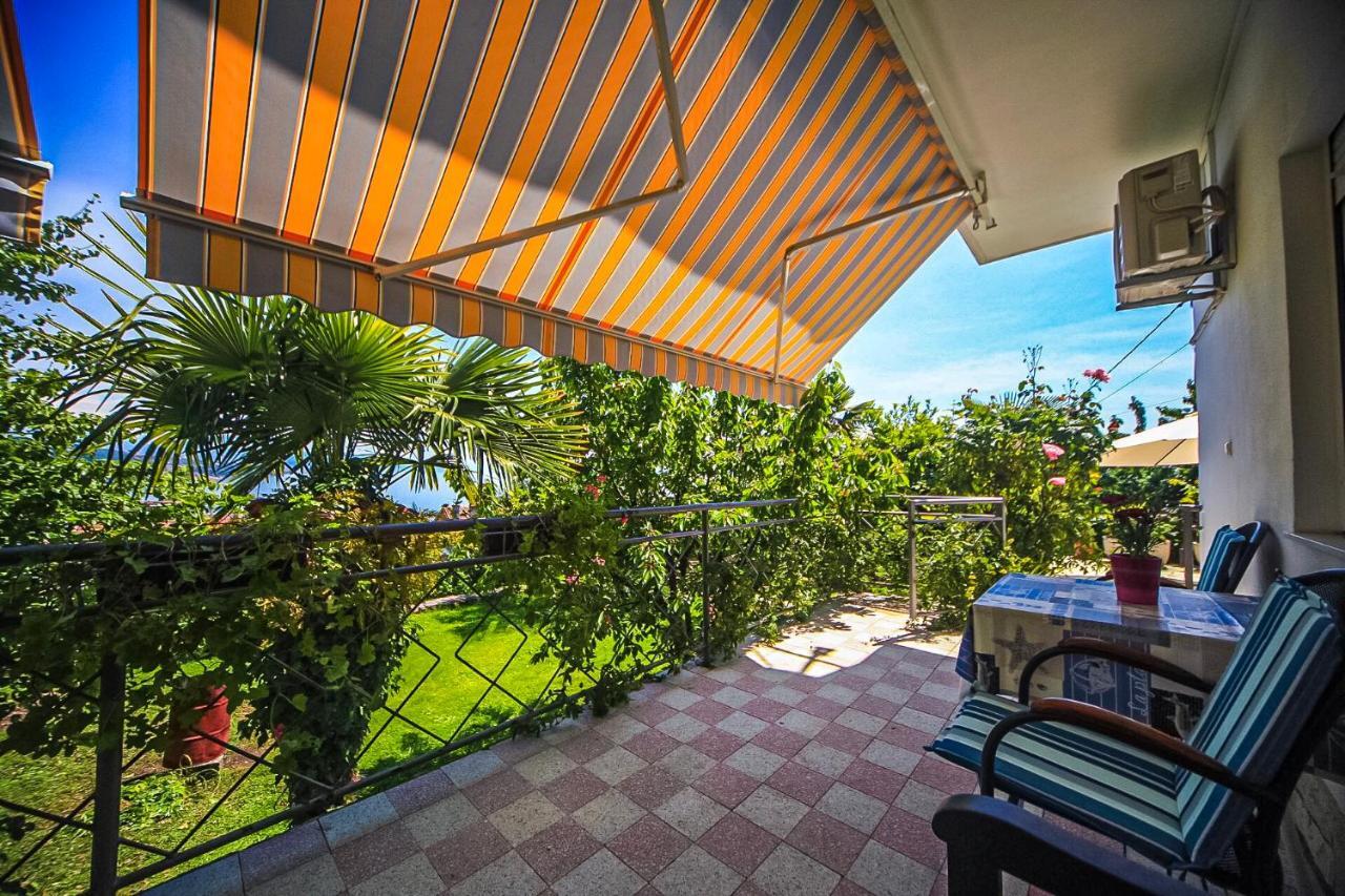 Apartman Carmen Volosko Opatija Exterior foto